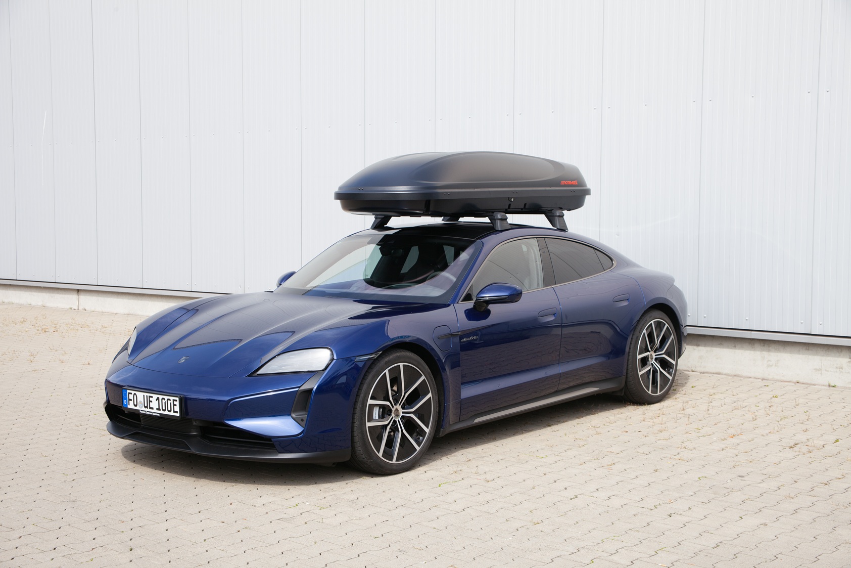 Aktuelle Dachboxen für Autos und VANs Bildquelle Kamei