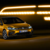 Neues VW Golf7 Facelift 2017 von Vorne Frontansicht Bildquelle: Volkswagen AG