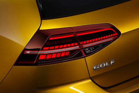 LED Rückleuchten beim neuen Golf7 Facelift 2017 Bildquelle: Volkswagen AG