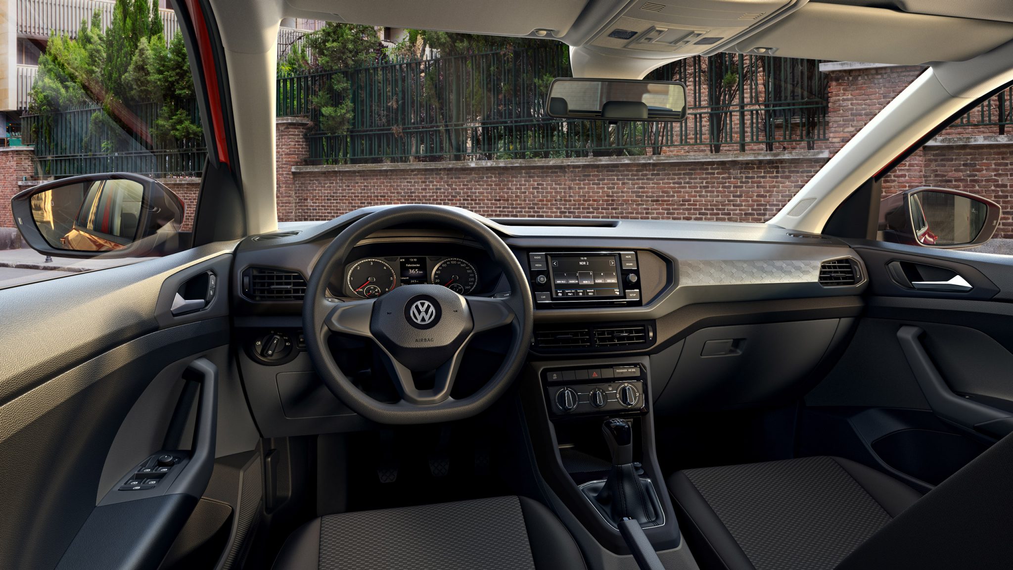 VW T-Cross Vorteile und Nachteile des Polo-SUV Innenraum Bildquelle: Volkswagen.de